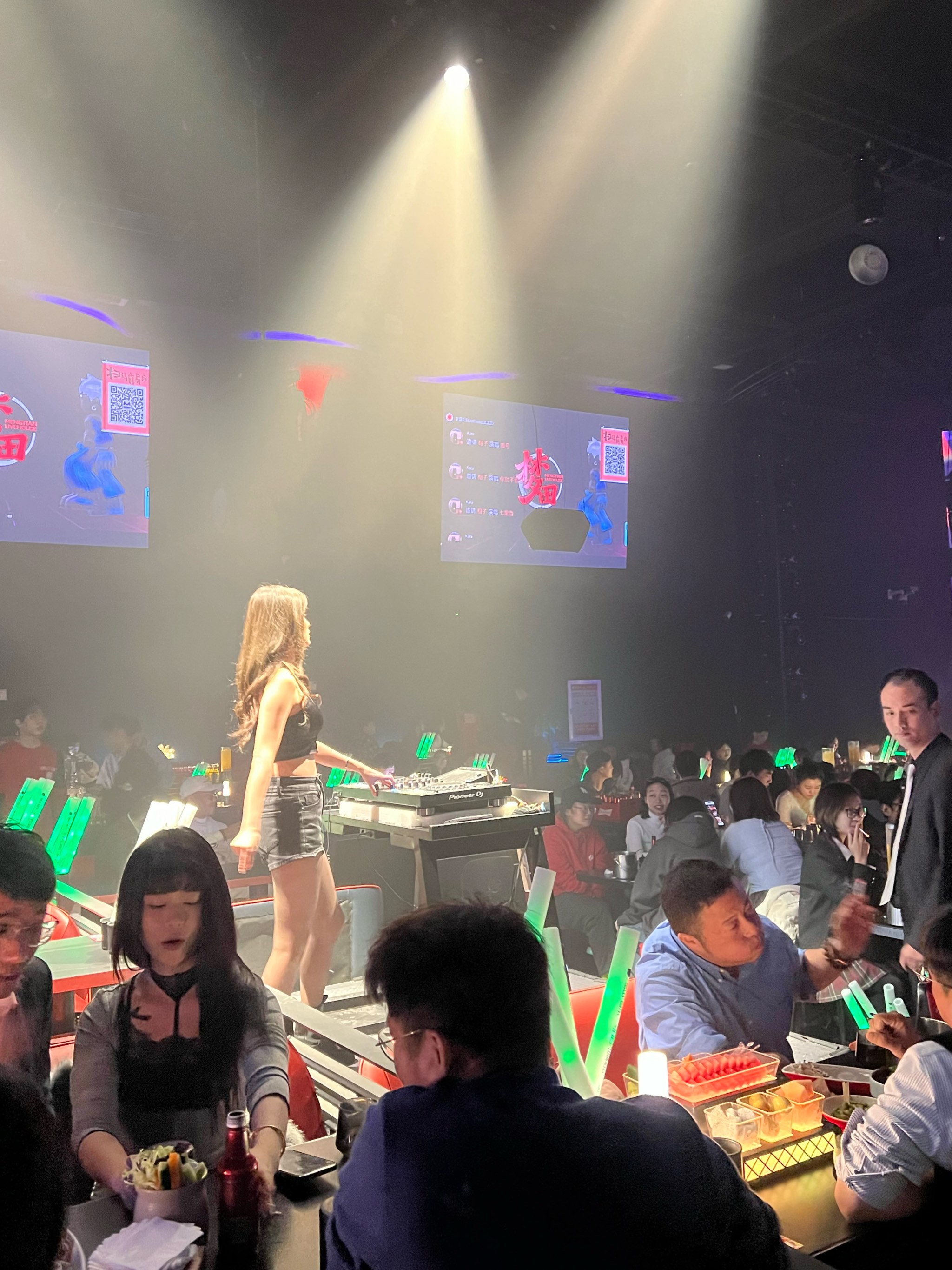 襄阳商务ktv解释-老河口市ktv预定